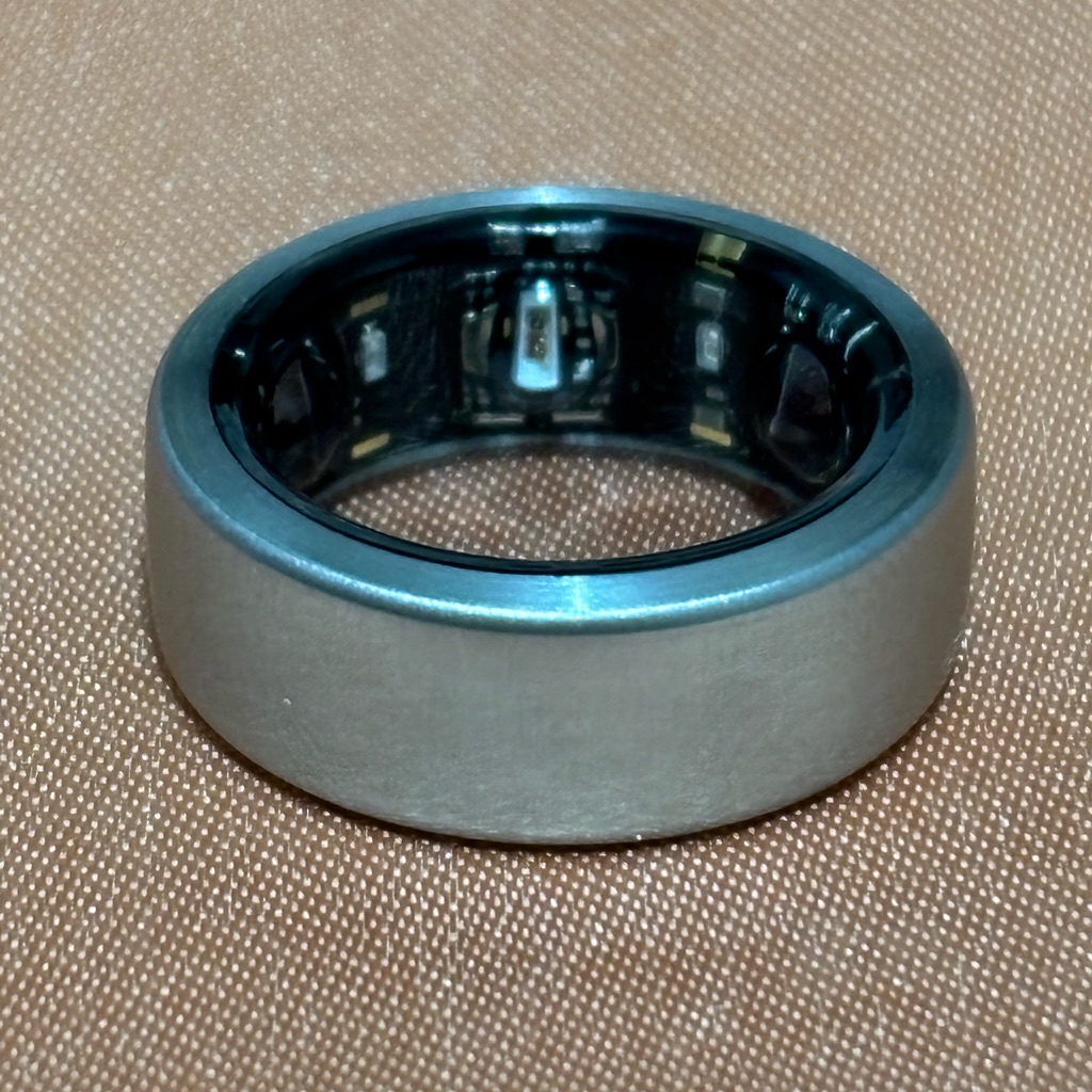 Oura Matte Silver Smart Ring Oura Matte Silver Smart Ring